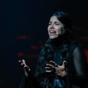 Meet your Posher, Zuanía